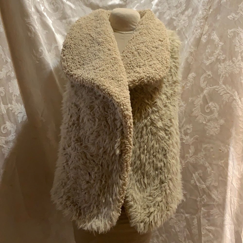 Reversible faux sheepskin vest